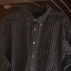 Roundtree and Yorke Long Sleeve Button Up